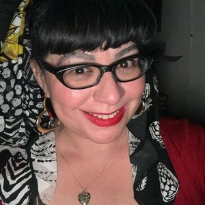 Meet your Posher, Rebecca